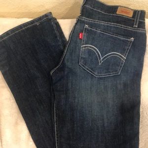 CLOSET BLOWOUT! Levi’s 524 Too Super-Low boot cut